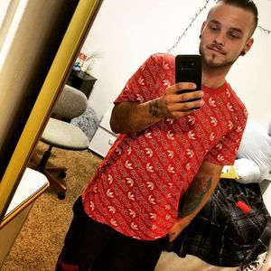 Meet your Posher, Christopher